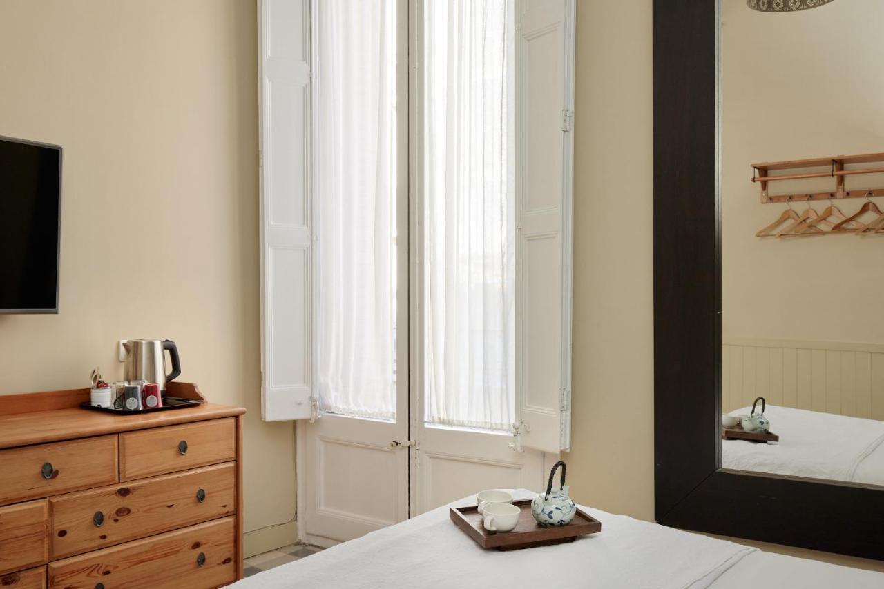 Hostal Poblenou Барселона Екстериор снимка