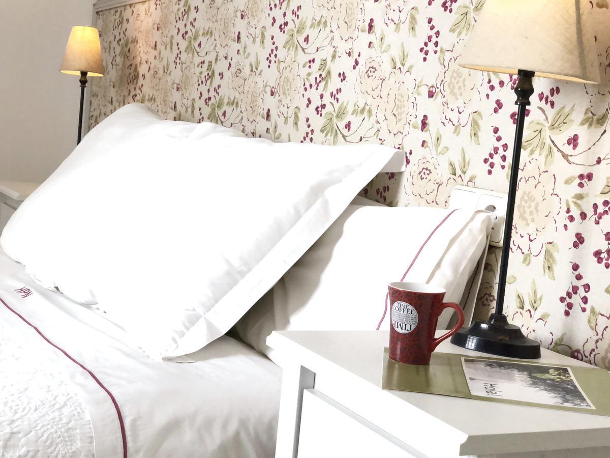 Hostal Poblenou Барселона Екстериор снимка