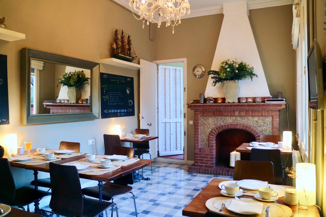 Hostal Poblenou Барселона Екстериор снимка